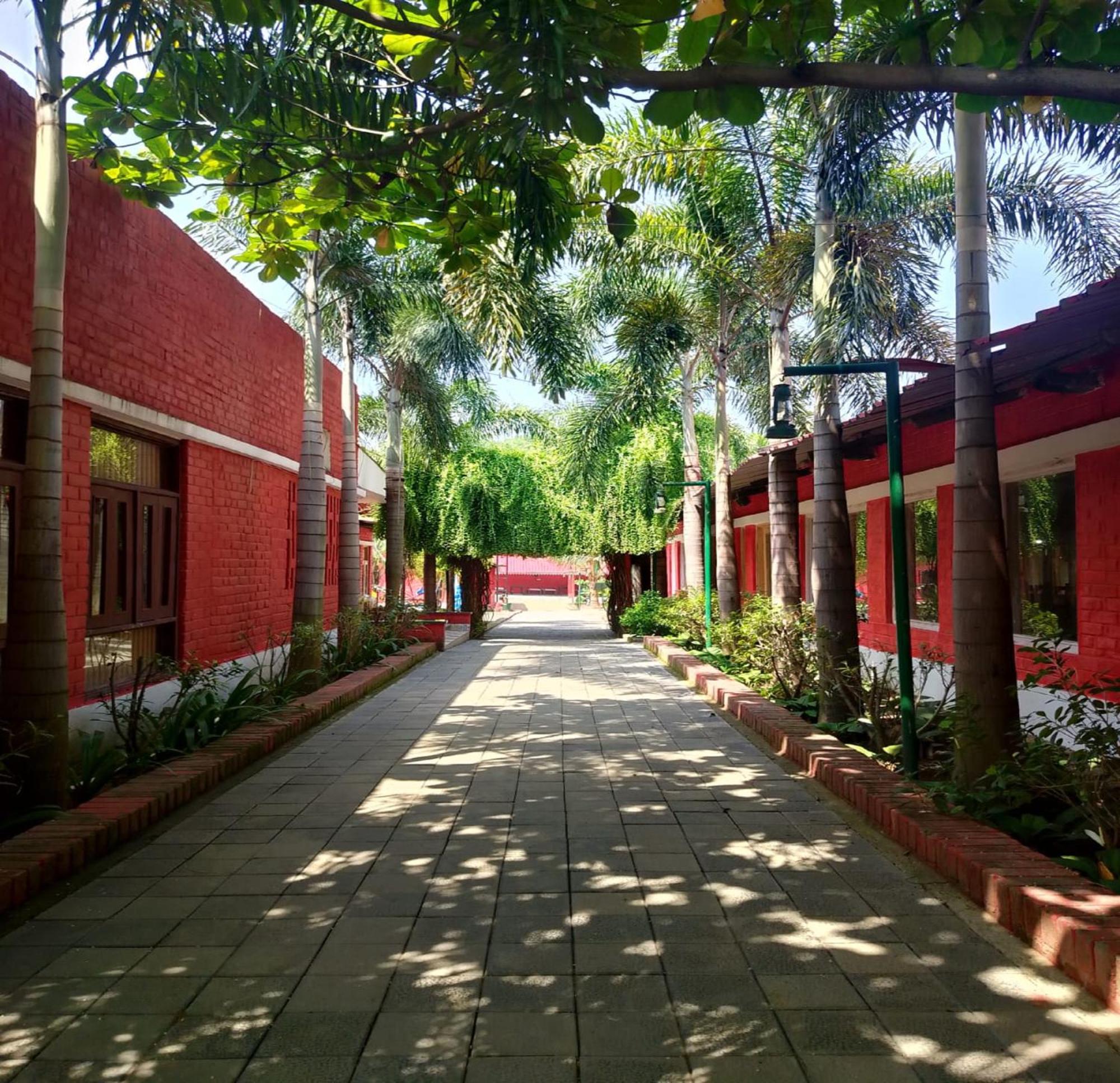 Green Point - Hotels And Resorts In Angul Екстер'єр фото