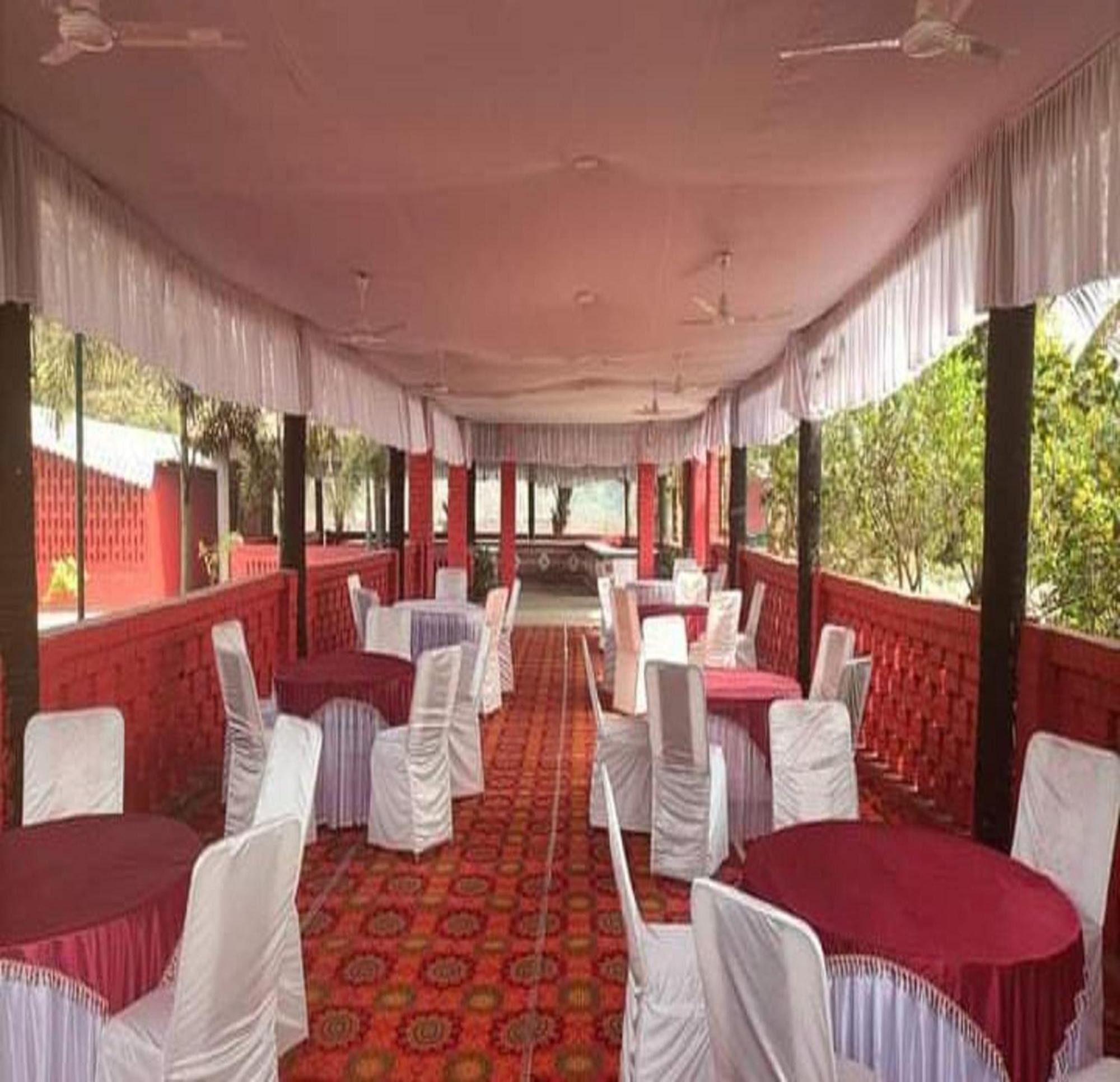 Green Point - Hotels And Resorts In Angul Екстер'єр фото